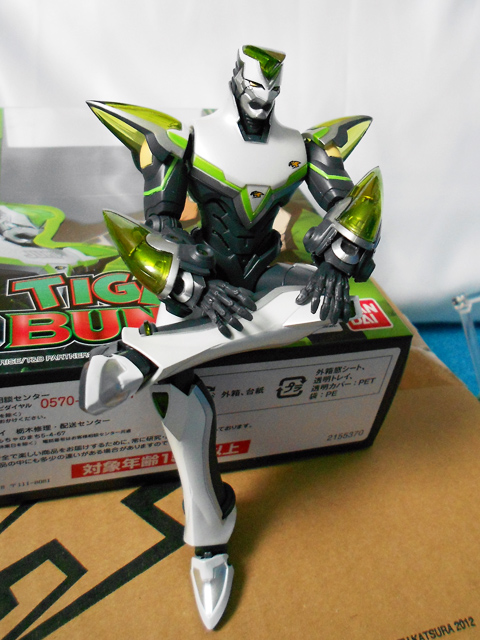 「バンダイ X'MAS BOOK」＆「バンダイ HISTORY」２冊セット Masakazu Katsura x Tiger & Bunny 2: Original Drawings